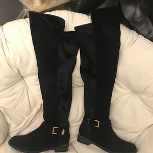 Black over the knee boots gold buckle